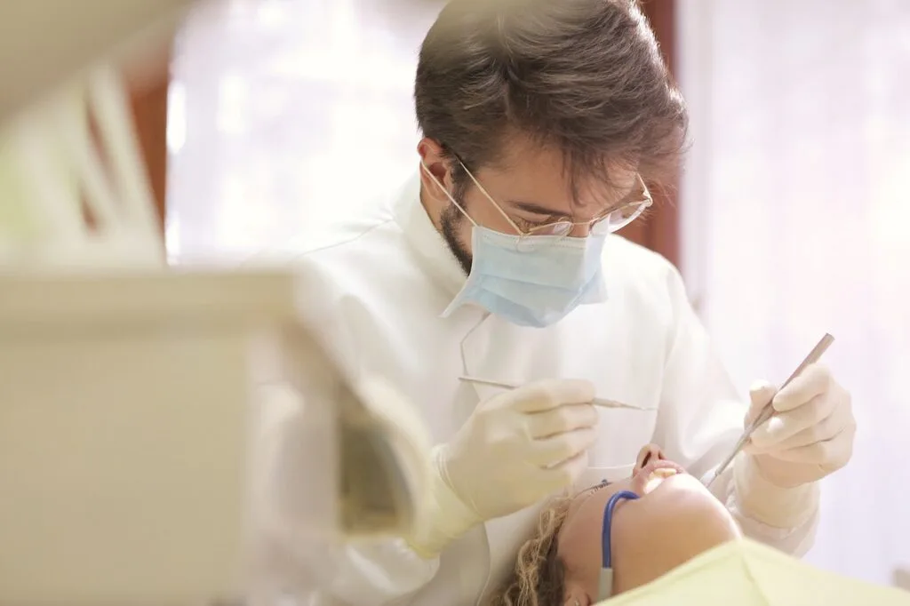 Can You Wear Headphones at the Dentist